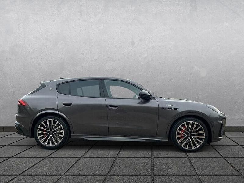 Neu Maserati Grecale 530 PS (389 kW) 2026 Grigio lava SUV