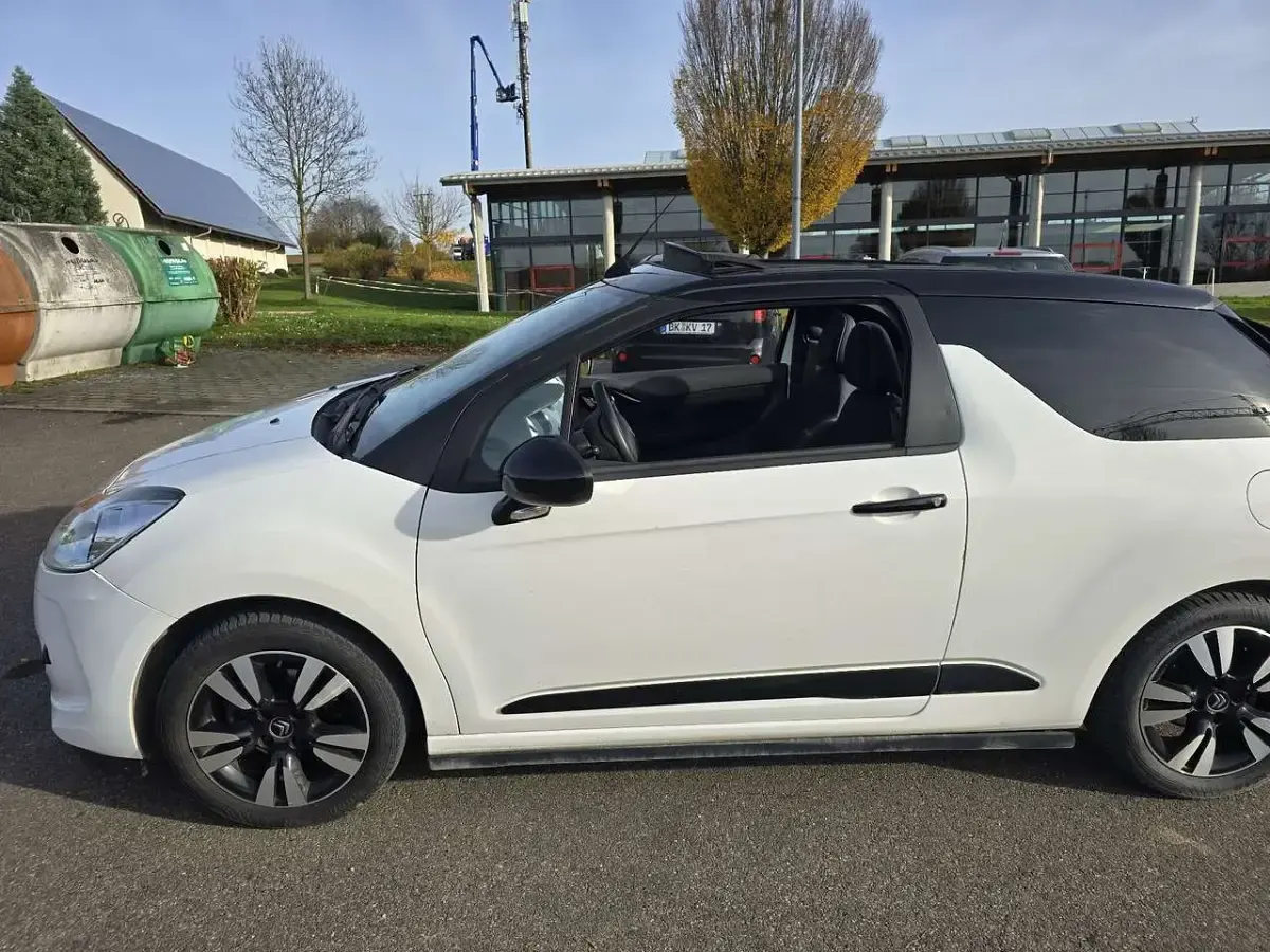 Gebraucht Citroën DS3 Cabriolet 120 PS (88 kW) 2013 Weiß Cabrio