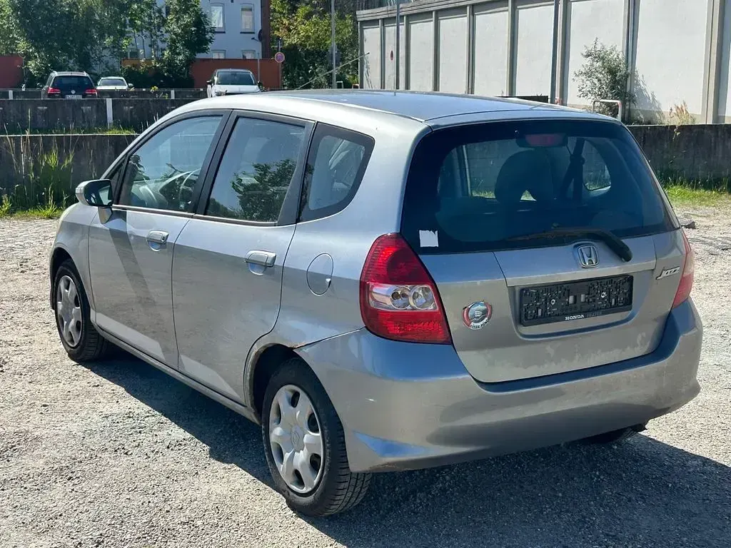 Gebraucht Honda Jazz LS 83 PS (61 kW) 2006 Silber Kleinwagen