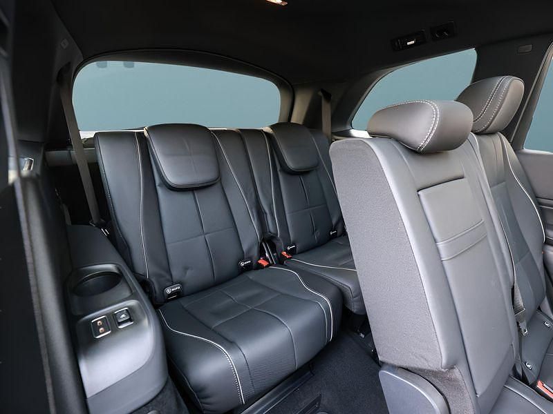 Gebraucht Mercedes GLS450 367 PS (269 kW) 2026 Schwarz SUV