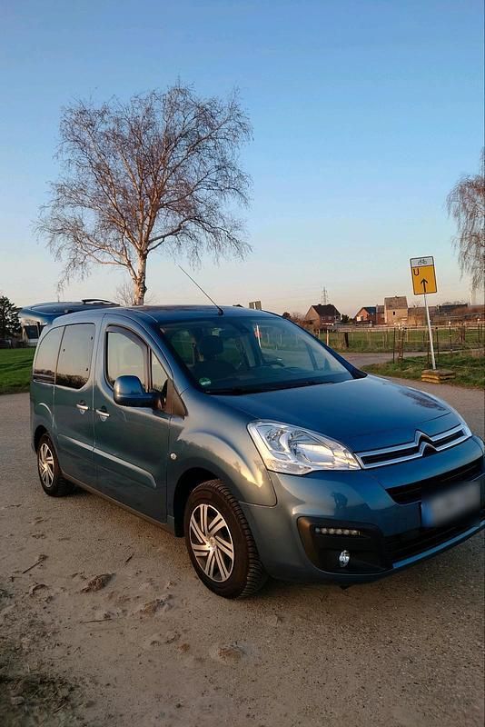 Gebraucht Citroën Berlingo 2018 Blau Van / Kleinbus