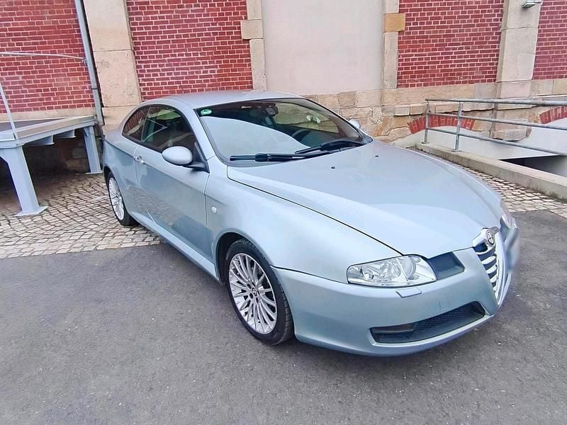 Gebraucht Alfa Romeo GT 165 PS (121 kW) 2004 Blau Coupé