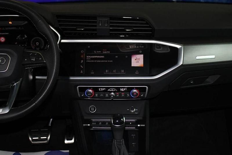 Gebraucht Audi Q3 Advanced 200 PS (147 kW) 2022 Silber SUV