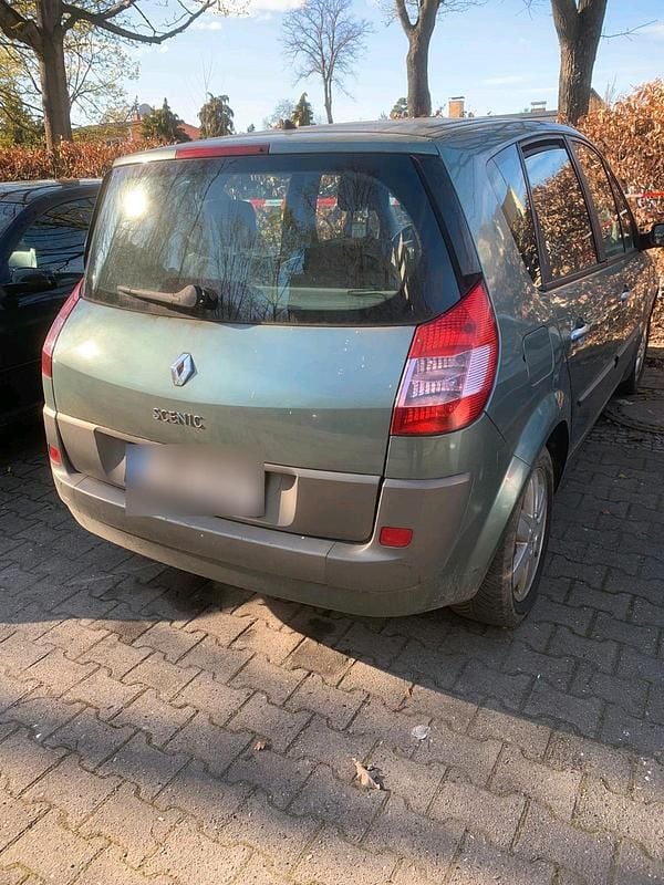 Gebraucht Renault Clio 100 PS (73 kW) 2004 Grün Kleinwagen