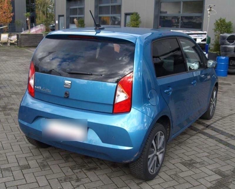 Gebraucht Seat Mii Electric 61 kW (83 PS) 2020 Blau Kleinwagen