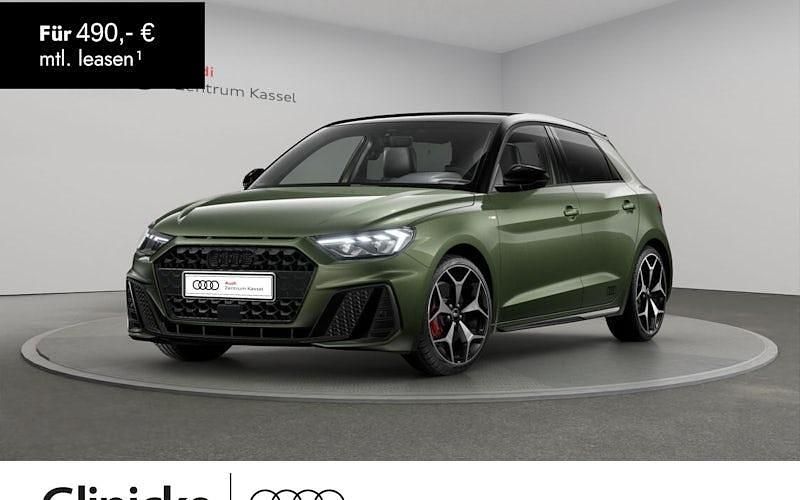 Distriktgrün metallic Neu 2025 Audi A1 Sportback S-Line Kleinwagen | 37.990 € (Fairer Preis) - Bild 1/4