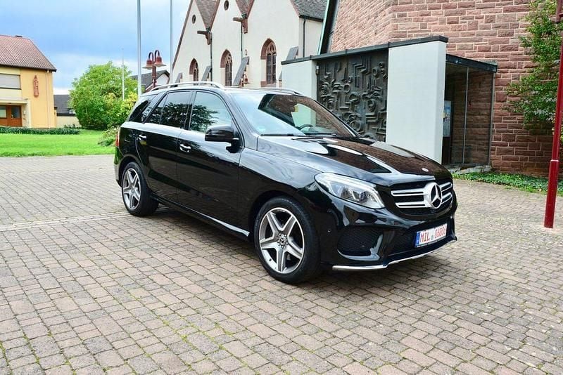 Gebraucht Mercedes GLE350 AMG line 258 PS (189 kW) 2018 Schwarz SUV