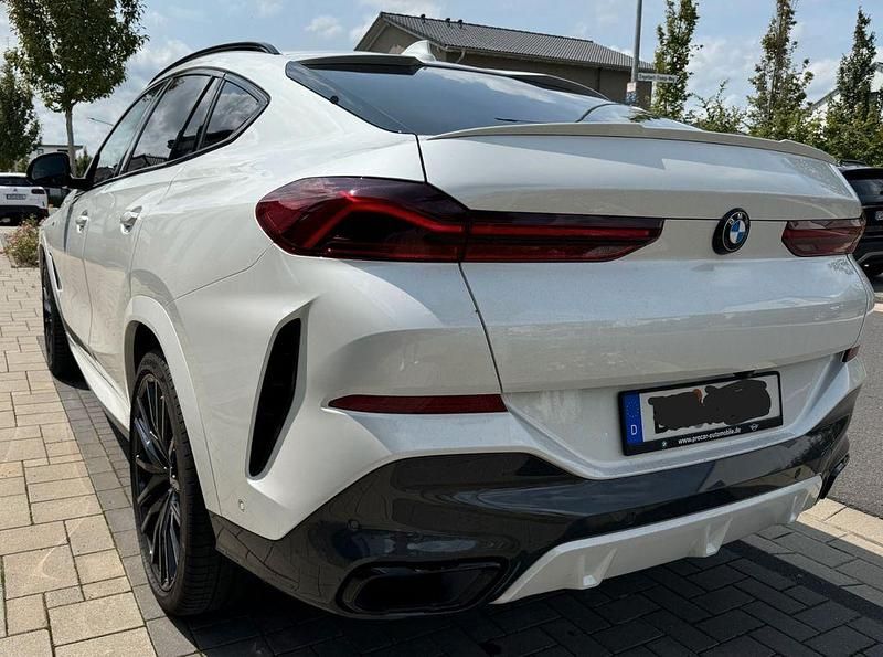 Second-hand BMW X6 Efficient Dynamics 286 CP (210 kW) 2022 Alb SUV