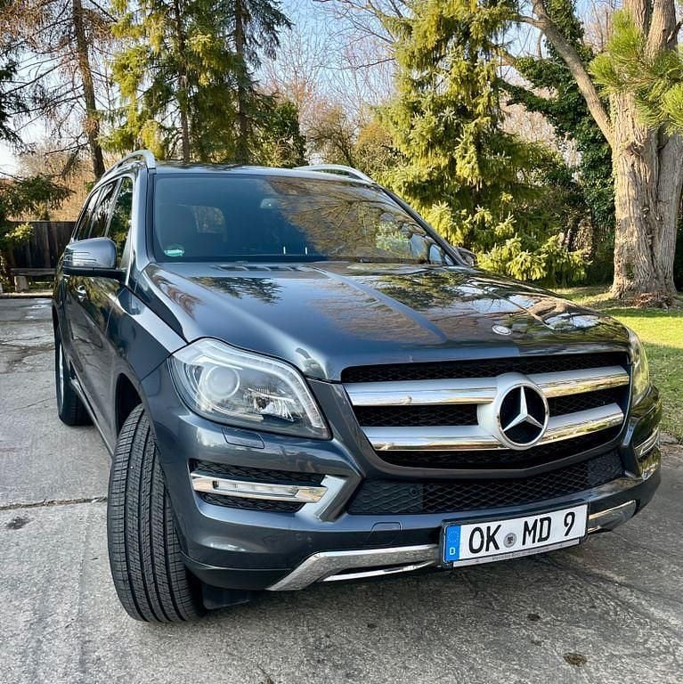 Gebraucht Mercedes GL350 258 PS (189 kW) 2013 Grau SUV