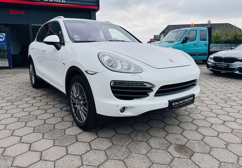 Weiß Gebraucht 2013 Porsche Cayenne S SUV | 22.600 € (Guter Preis) - Bild 1/4