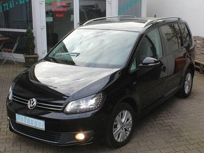 Deep black perleffekt Gebraucht 2013 VW Touran Life Van / Kleinbus | 9.590 € (Fairer Preis) - Bild 1/4