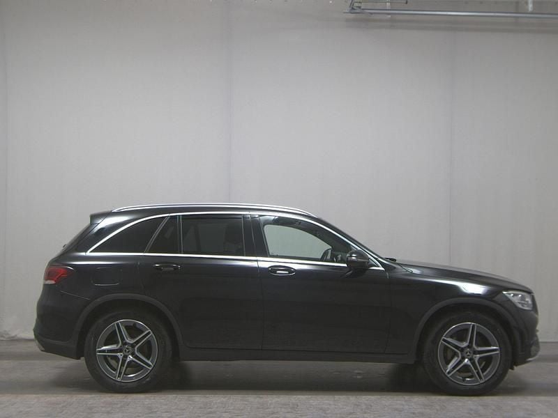 Schwarz Gebraucht 2020 Mercedes GLC220 AMG line SUV | 24.750 € (Superpreis) - Bild 1/4