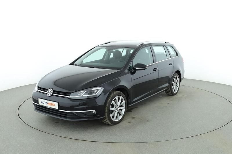 Gebraucht VW Golf VII Highline 125 PS (91 kW) 2018 Schwarz Kombi