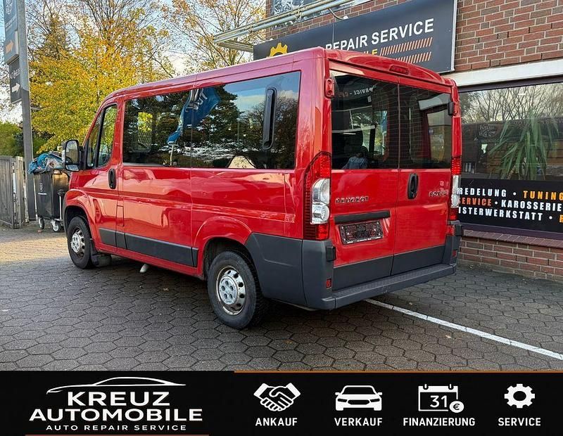 Gebraucht Peugeot Boxer 120 PS (88 kW) 2010 Rot Van