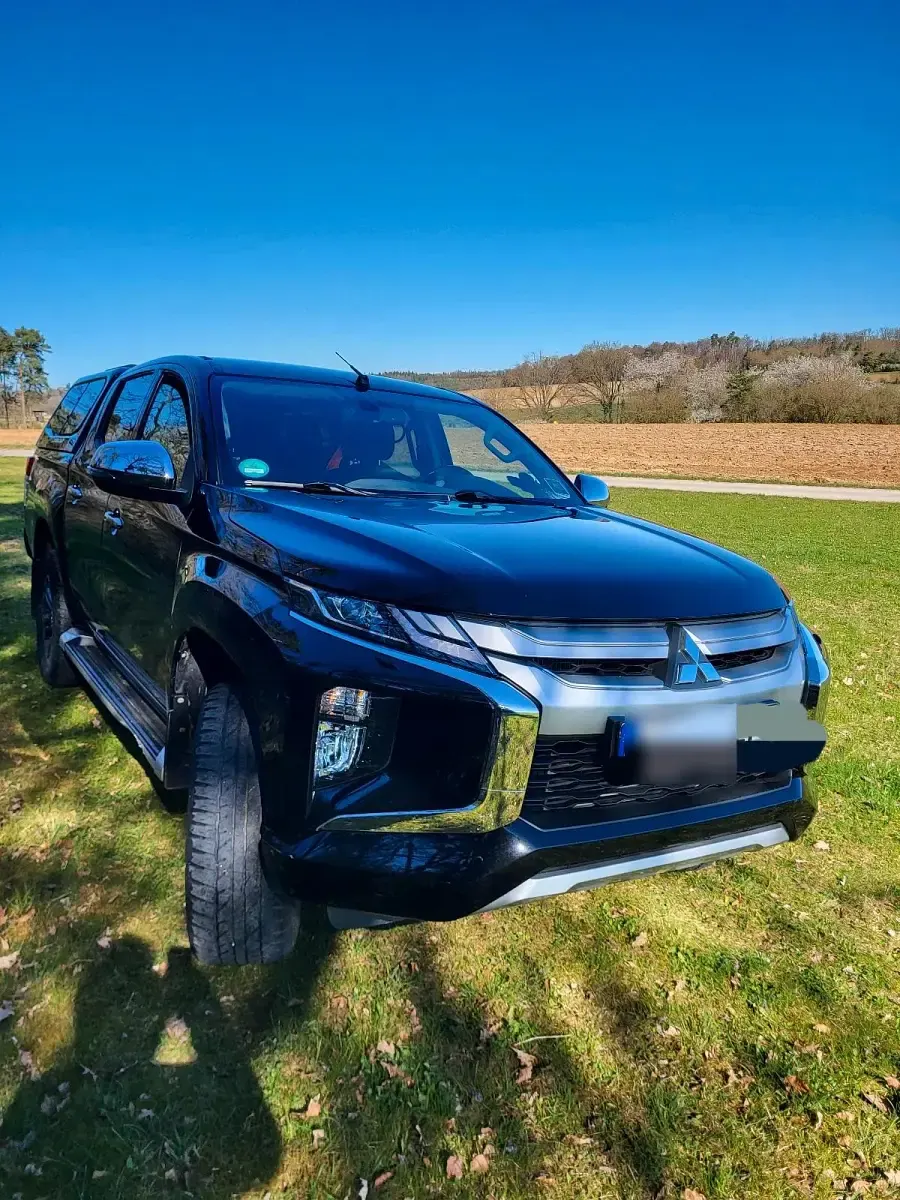 Gebraucht Mitsubishi L 150 PS (110 kW) 2022 Schwarz Pickup