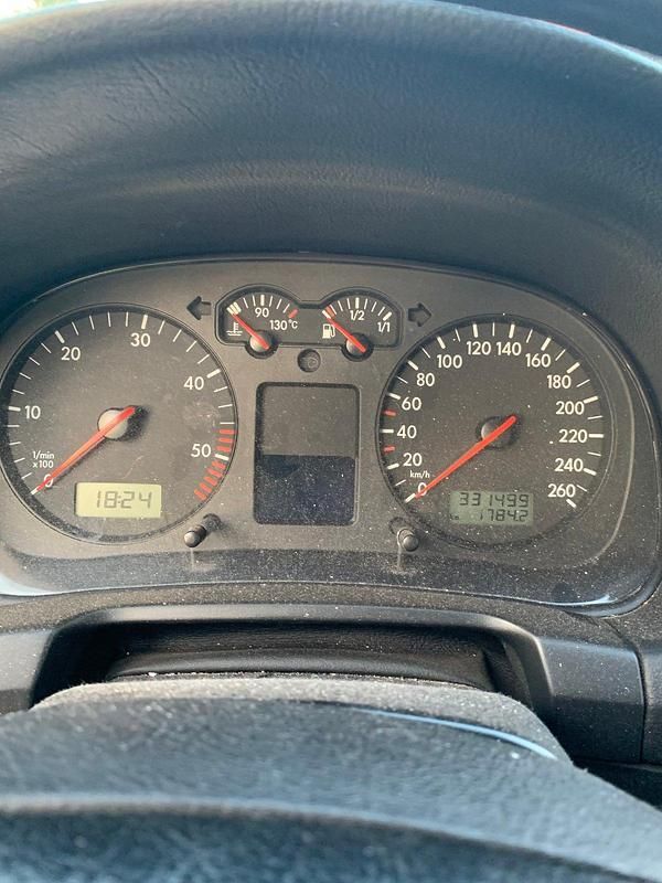 Gebraucht VW Golf IV 101 PS (74 kW) 2004 Schwarz Kombi