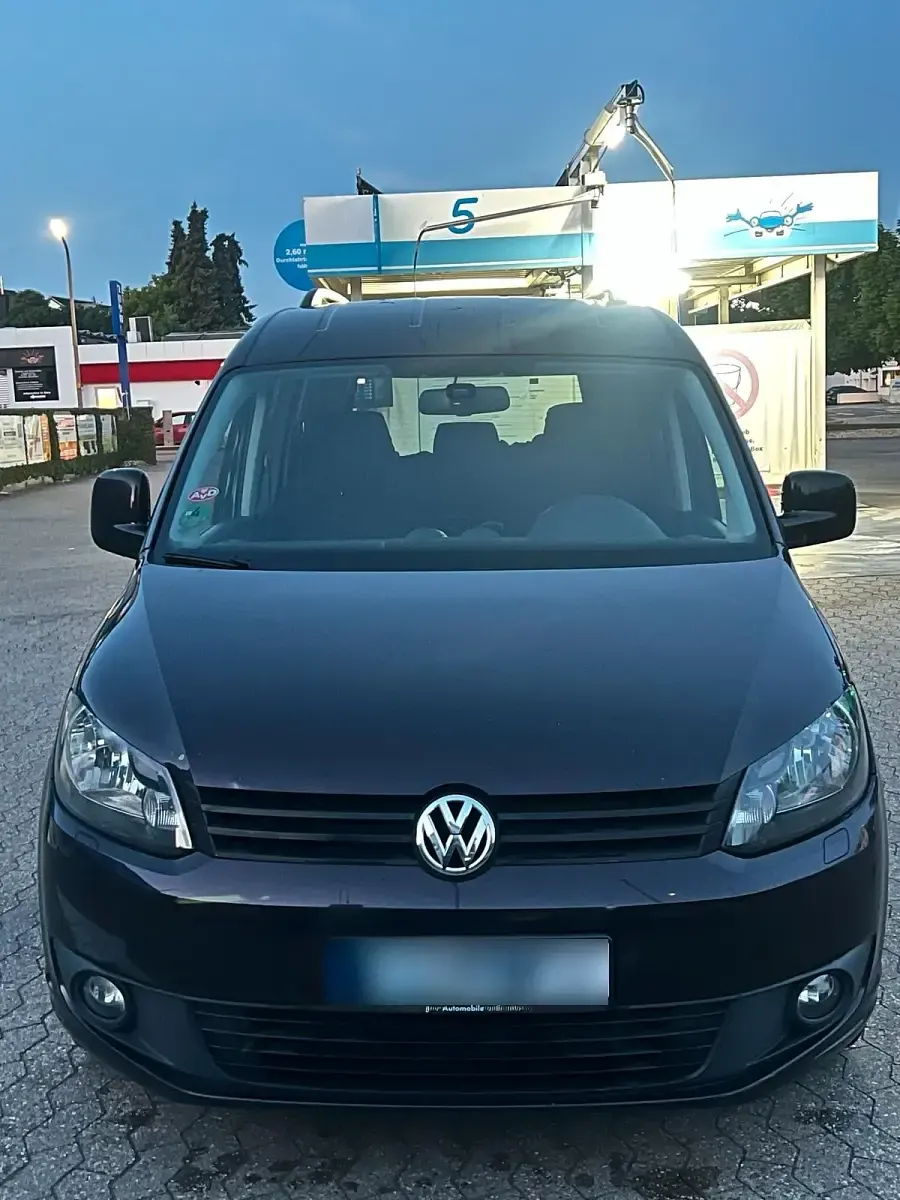 Gebraucht VW Caddy 140 PS (102 kW) 2014 Violet Van / Kleinbus