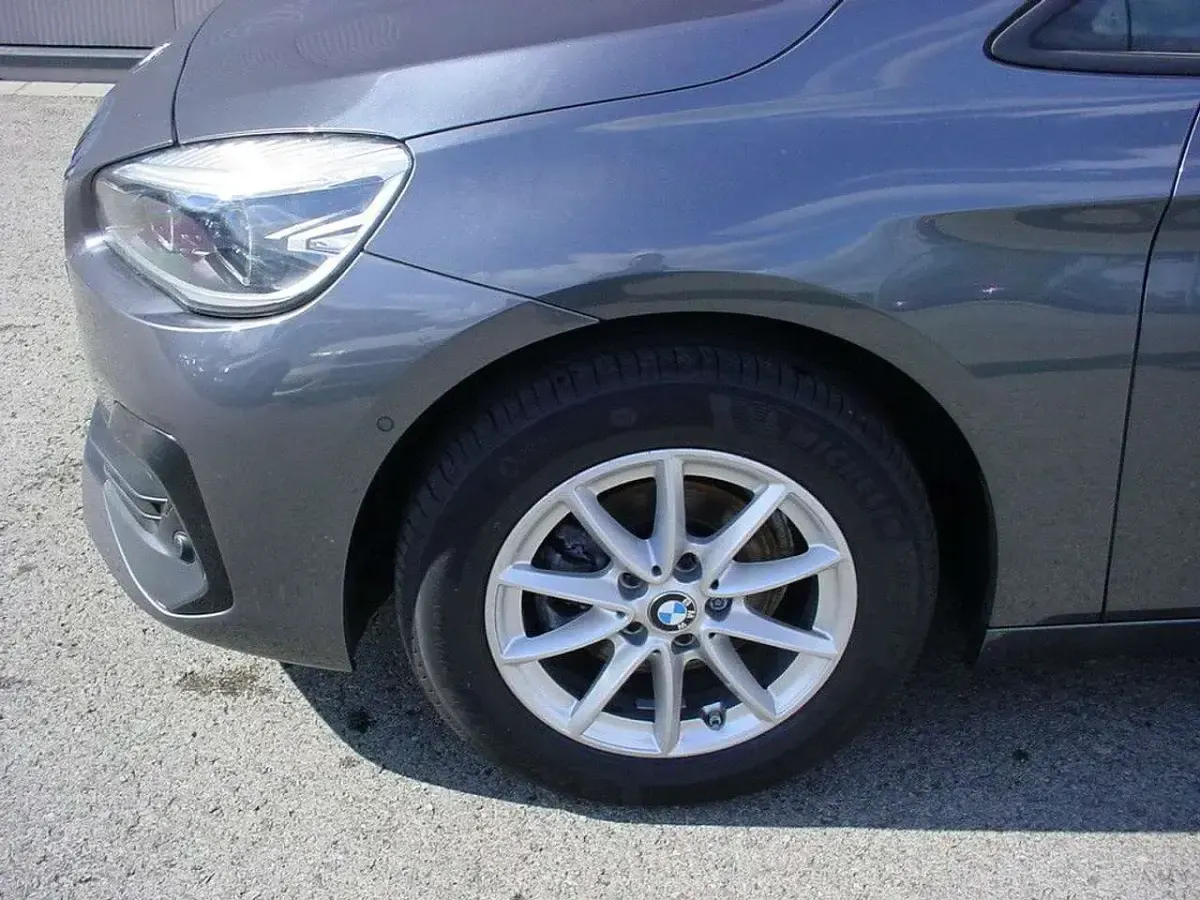 Gebraucht BMW 216 109 PS (80 kW) 2021 Mineralgrau metallic Coupé