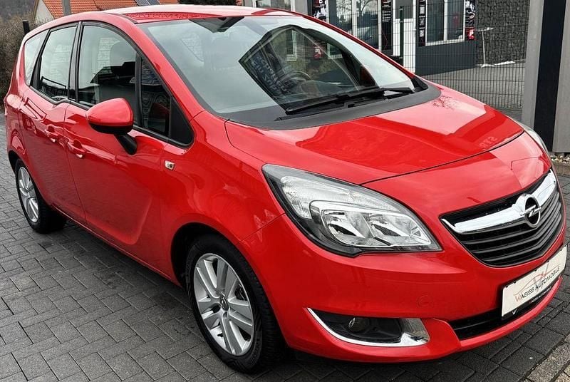 Gebraucht Opel Meriva Style 120 PS (88 kW) 2014 Rot Van / Kleinbus