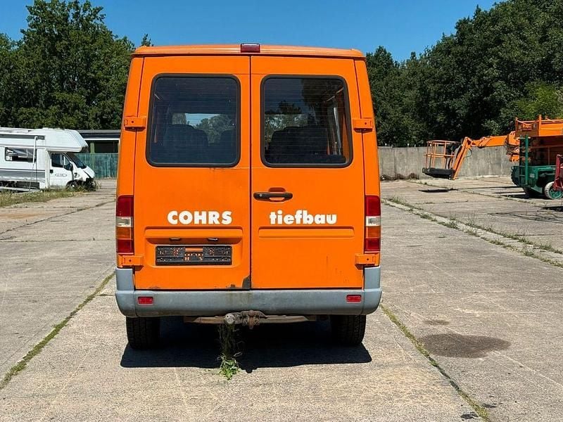 Gebraucht Mercedes Sprinter 109 PS (80 kW) 2001 Orange Van
