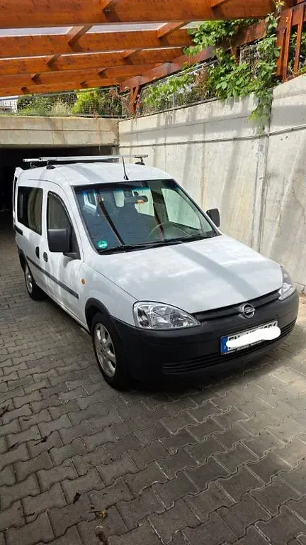 Gebraucht Opel Combo 87 PS (63 kW) 2002 Weiß Van / Kleinbus