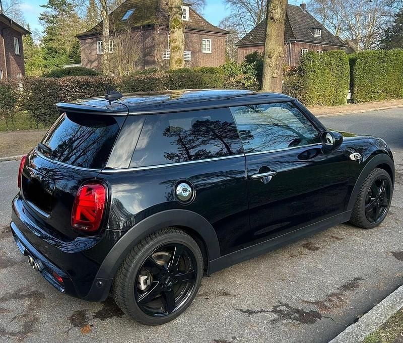 Gebraucht Mini Cooper S 192 PS (141 kW) 2020 Schwarz Kleinwagen