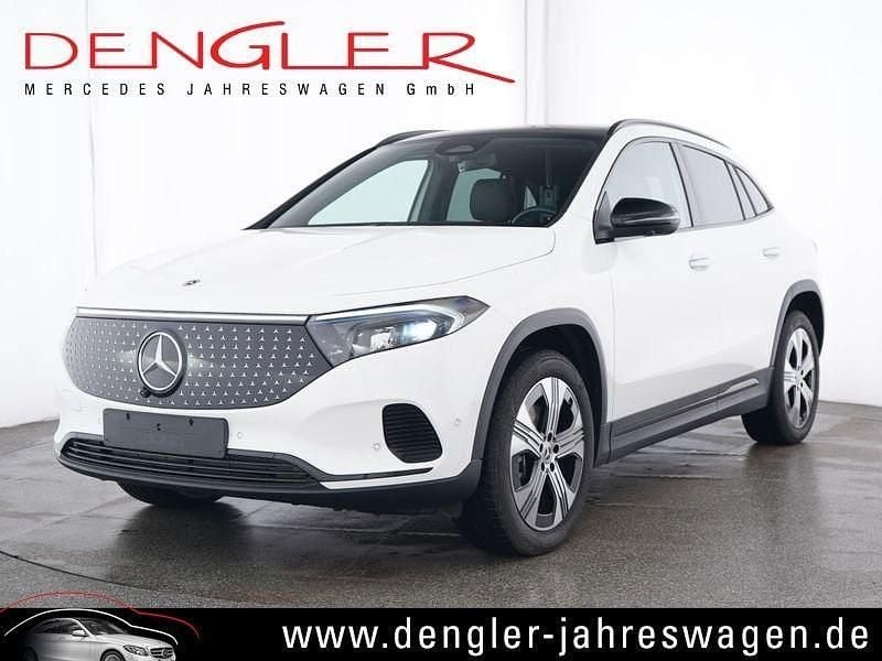Weiß Gebraucht 2024 Mercedes EQA350 AMG line SUV | 37.490 € (Guter Preis) - Bild 1/4
