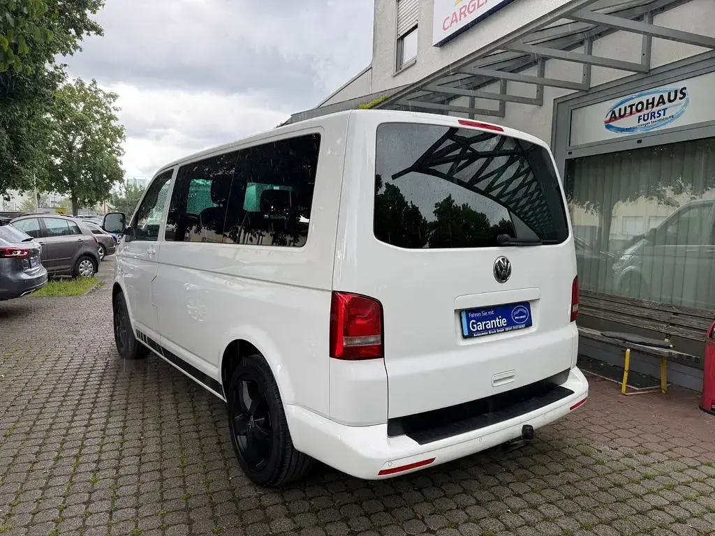 Gebraucht VW Multivan Comfortline 179 PS (131 kW) 2014 Weiß Van / Kleinbus