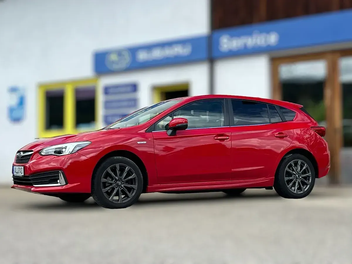 Gebraucht Subaru Impreza Platinum 150 PS (110 kW) 2020 Rot