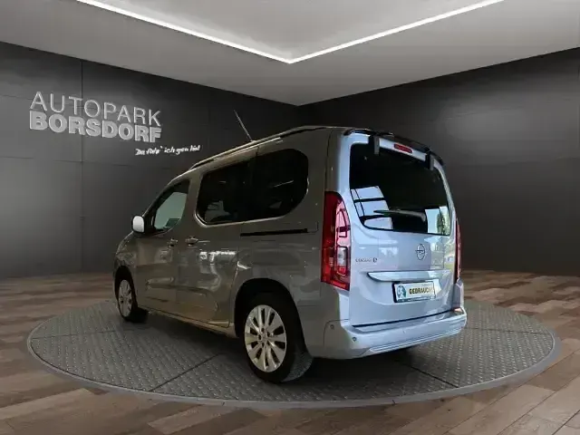 Gebraucht Opel Combo-e Life Ultimate 100 kW (136 PS) 2022 Grau Van / Kleinbus