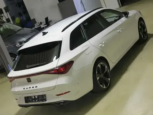 Gebraucht Cupra Leon 150 PS (110 kW) 2024 Candy white Kombi