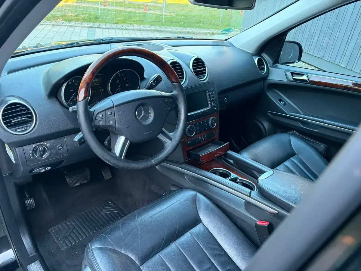 Gebraucht Mercedes ML500 AMG Edition 306 PS (225 kW) 2006 Schwarz SUV