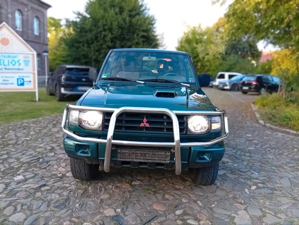 Gebraucht Mitsubishi Pajero 115 PS (84 kW) 2003 Grün SUV