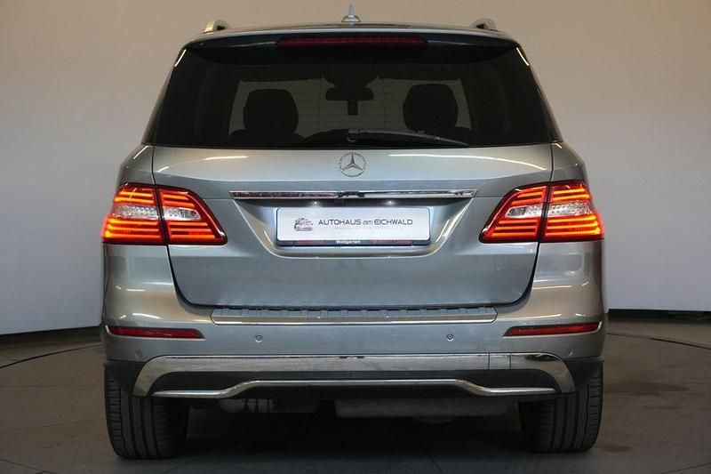 Gebraucht Mercedes ML350 258 PS (189 kW) 2013 Grau SUV