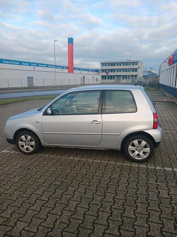 Silber Gebraucht 2002 VW Lupo Kleinwagen | 1.750 € (Fairer Preis) - Bild 1/4