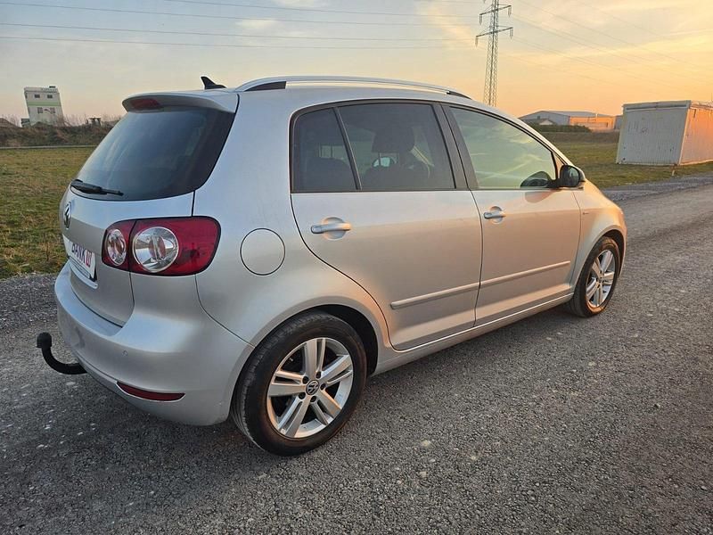 Gebraucht VW Golf VII Match 105 PS (77 kW) 2012 Silber Kombi