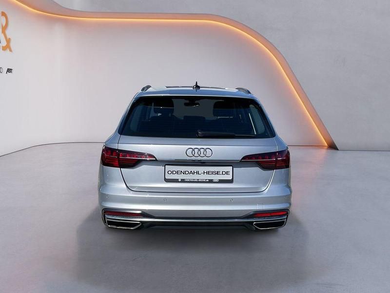 Gebraucht Audi A4 Advanced Plus 163 PS (119 kW) 2022 Florettsilber metallic Kombi