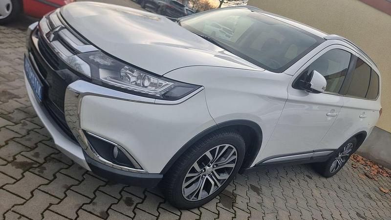 Gebraucht Mitsubishi Outlander 150 PS (110 kW) 2018 Weiß SUV