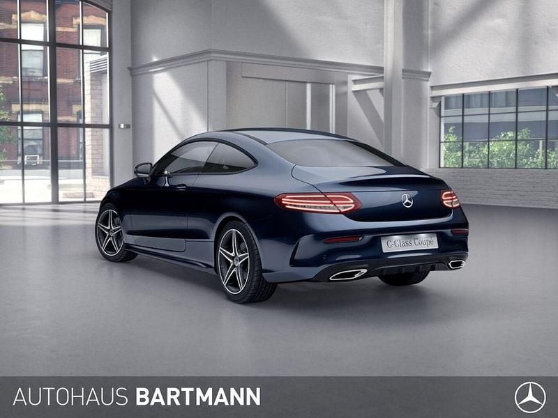 Gebraucht Mercedes C200 AMG line 184 PS (135 kW) 2018 Blau Coupé