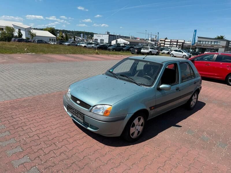 Grün Gebraucht 2001 Ford Fiesta Kleinwagen | 600 € (Guter Preis) - Bild 1/4