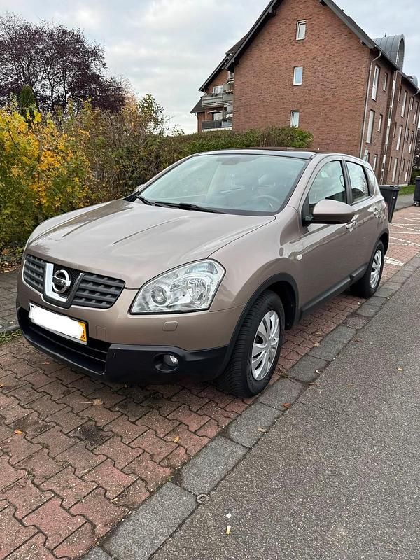 Gold Gebraucht 2007 Nissan Qashqai SUV | 6.849 € (Fairer Preis) - Bild 1/4
