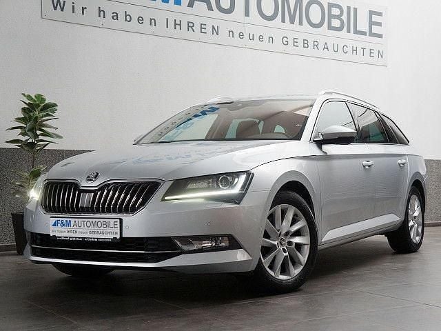 Gebraucht Skoda Superb Style 190 PS (139 kW) 2019 Silber Kombi