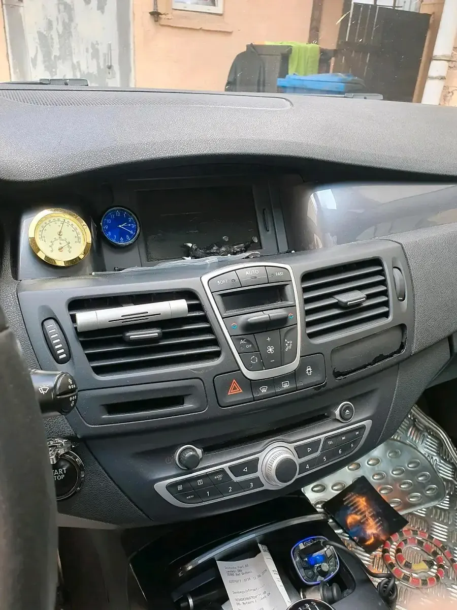 Gebraucht Renault Laguna III 140 PS (102 kW) 2010 Schwarz Kombi