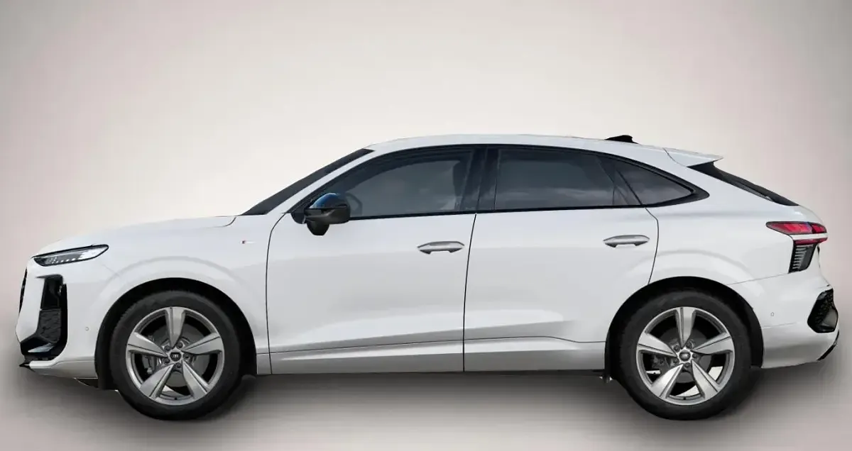 Neu Audi Q3 Sportback Advanced 204 PS (150 kW) 2026 Manufacturer SUV