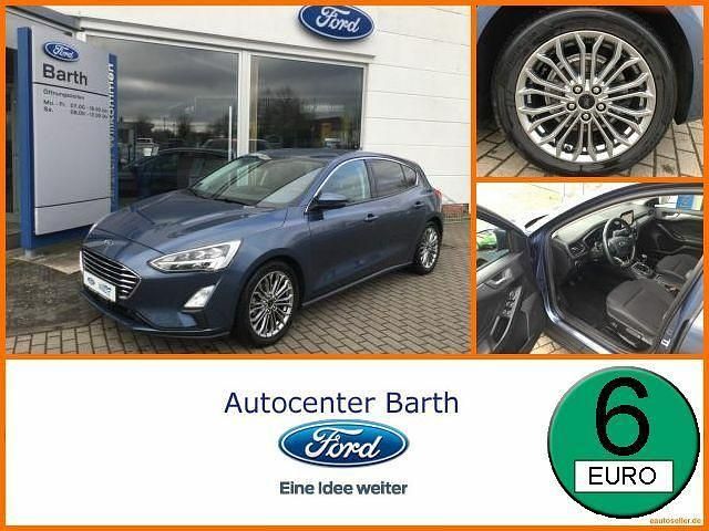 Gebraucht Ford Focus Titanium 125 PS (91 kW) 2018 Blau Limousine