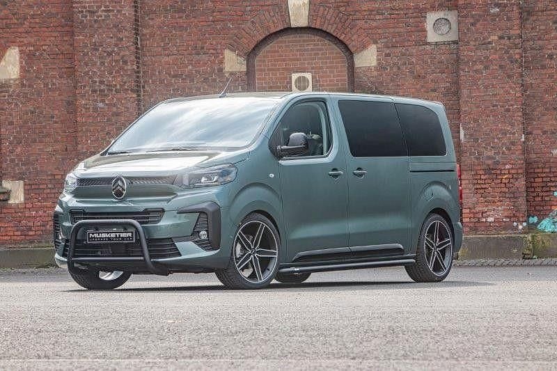 Neu Citroën Spacetourer 179 PS (131 kW) 2026 Allterraingrün Van / Kleinbus