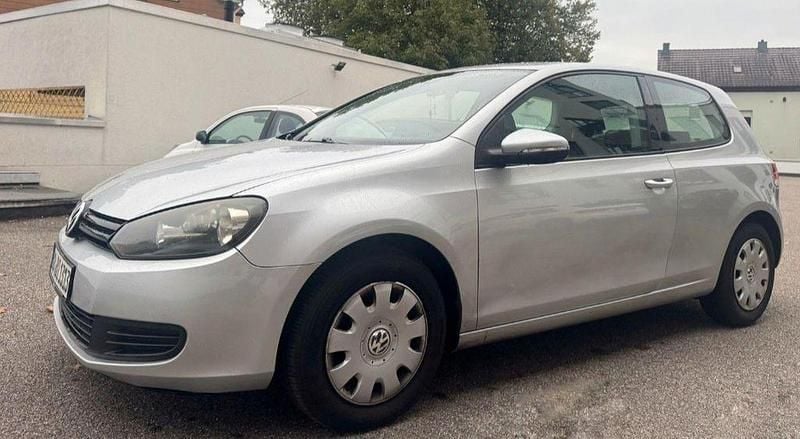 Gebraucht VW Golf VI 80 PS (58 kW) 2009 Silber Kleinwagen