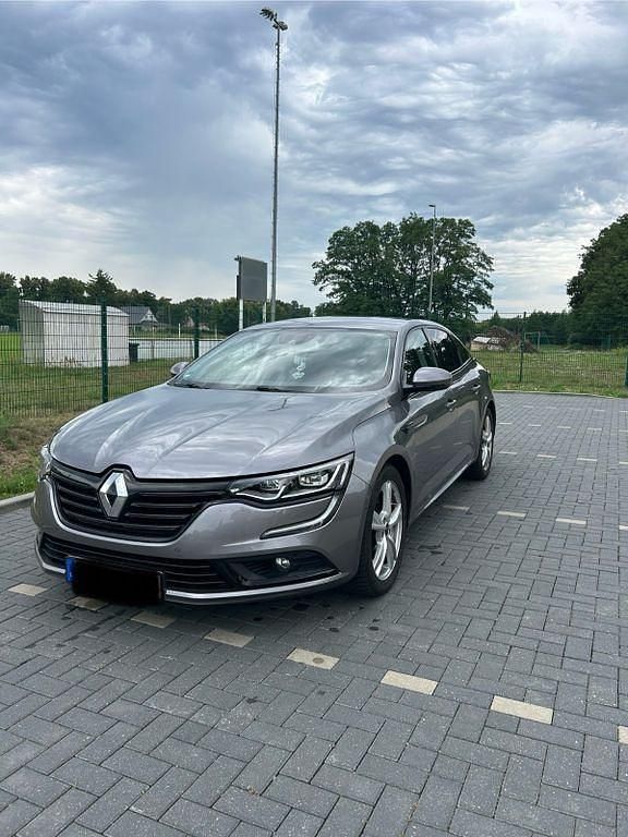 Silber Gebraucht 2016 Renault Talisman Intens Limousine | 12.900 € (Guter Preis) - Bild 1/4