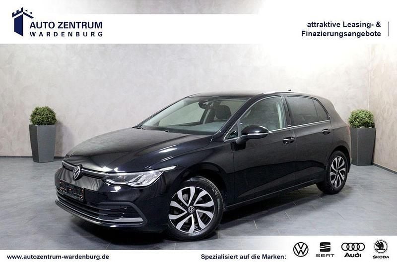 Gebraucht VW Golf VIII Active 116 PS (85 kW) 2022 Schwarz Limousine