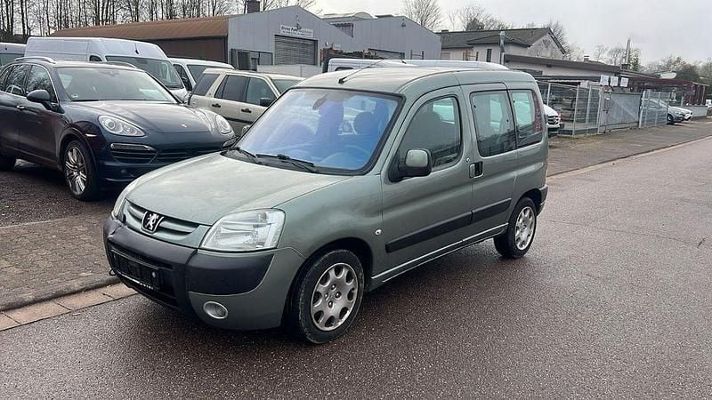 Grün Gebraucht 2007 Peugeot Partner Premium Van / Kleinbus | 999 € (Superpreis) - Bild 1/4